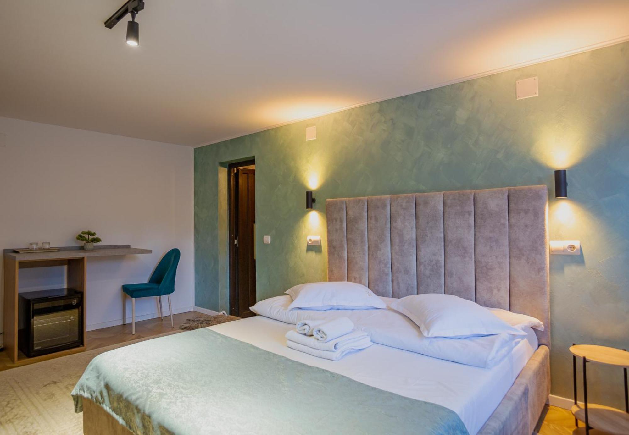 Complex Turistic Luminita Hotel Moeciu De Sus Exterior photo