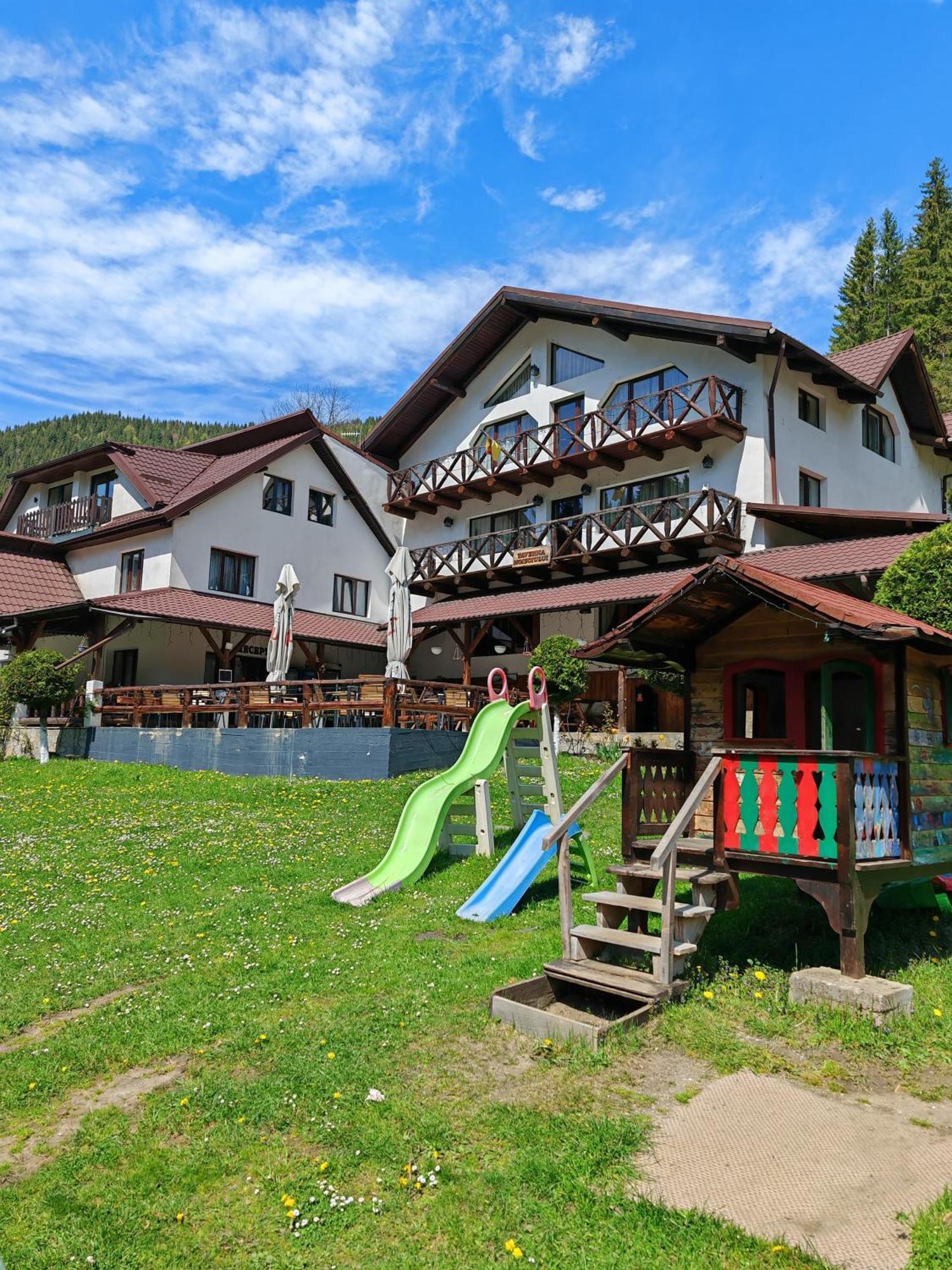 Complex Turistic Luminita Hotel Moeciu De Sus Exterior photo
